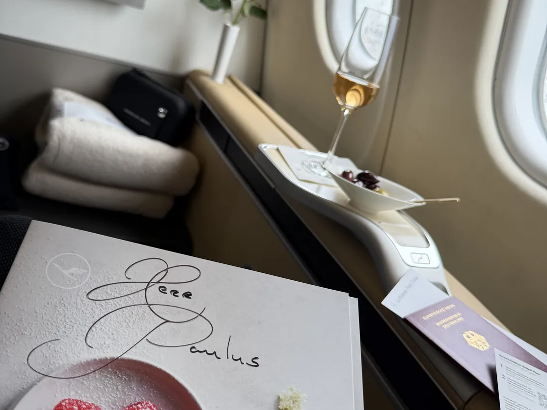 First-Class-Service